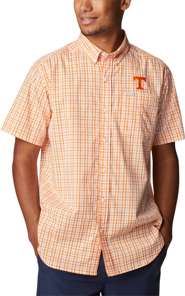 Columbia Men's Tennessee Volunteers Tennessee Orange Terminal Tackle Shirt product image