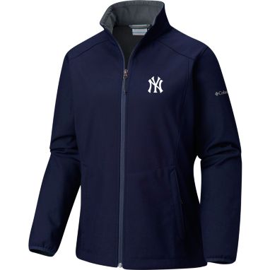 sorry, Columbia Women's New York Yankees Navy Kruser Ridge II Softshell Jacket is currently out of stock