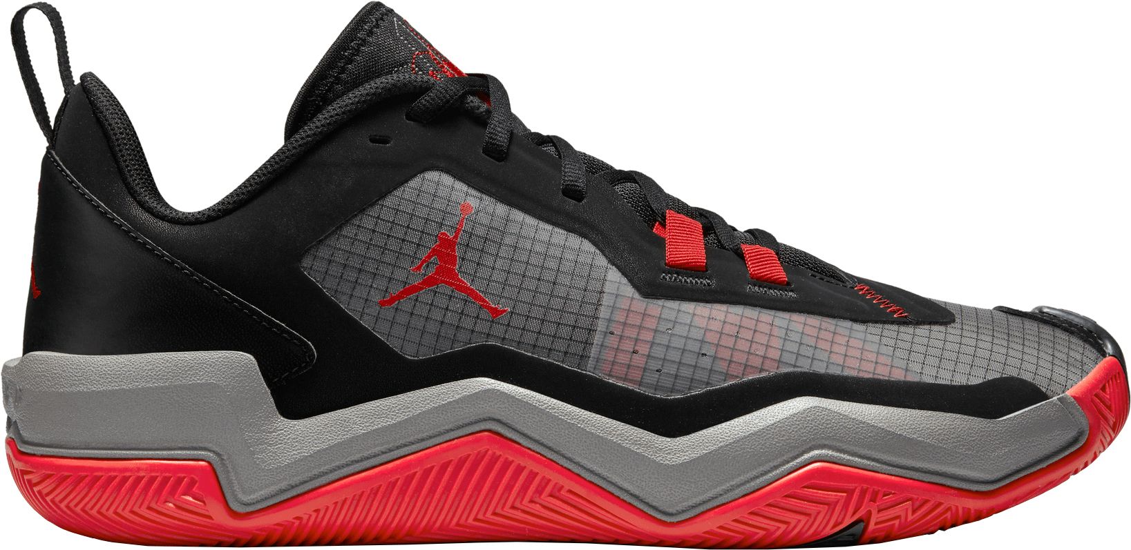 white basketball shoes with black socks