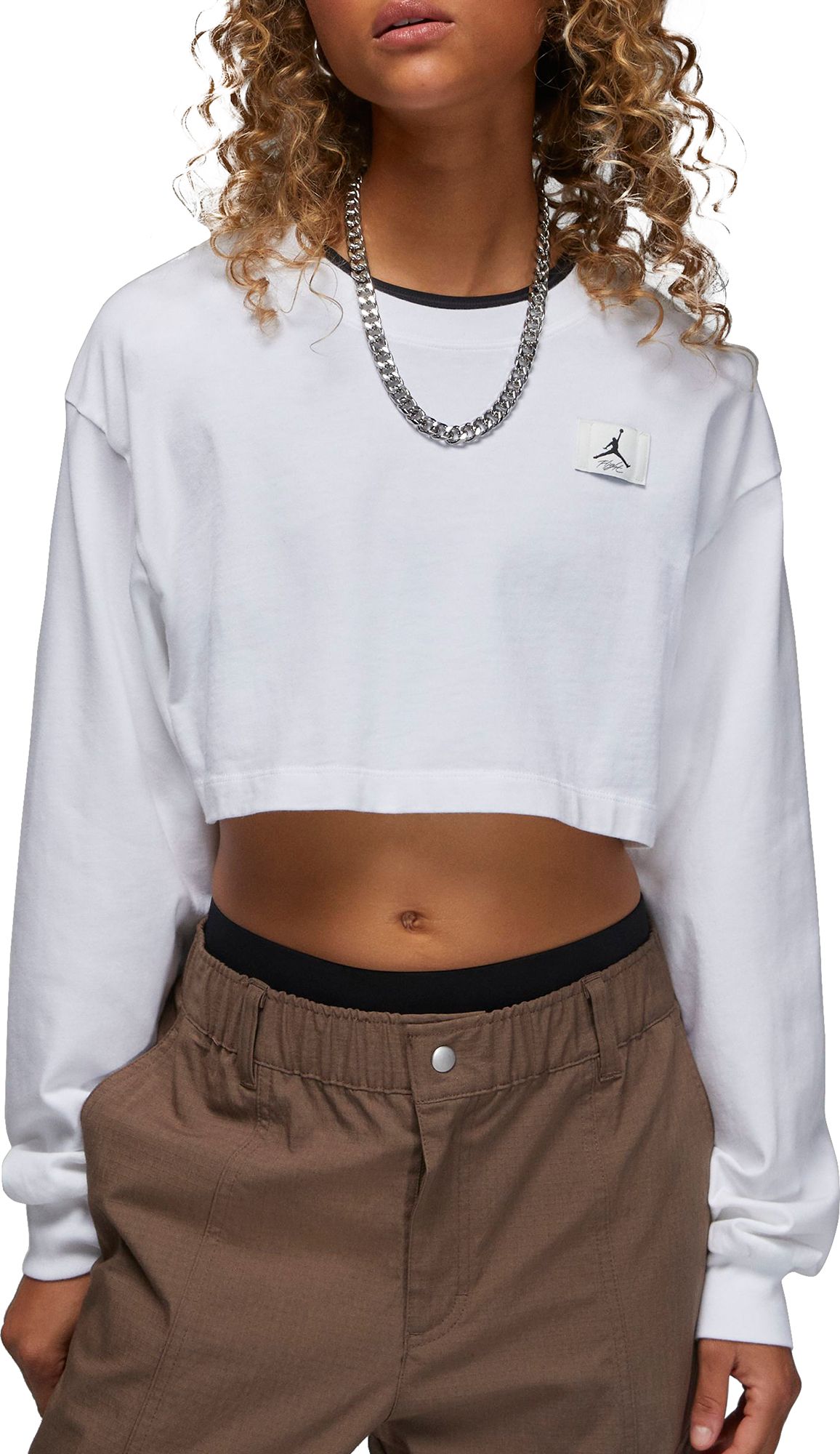 loose long sleeve crop top outfit