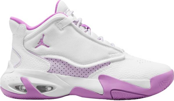 Jordan Kids' Grade School Max Aura 4 Basketball Shoes