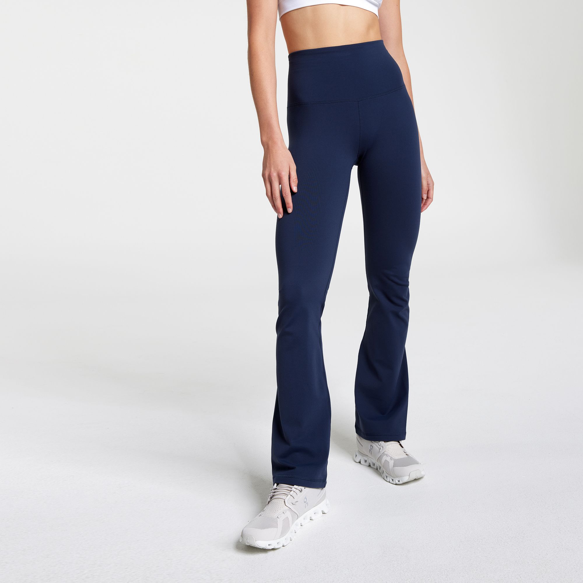 CALIA Women's Core Essential Flare Pant product image