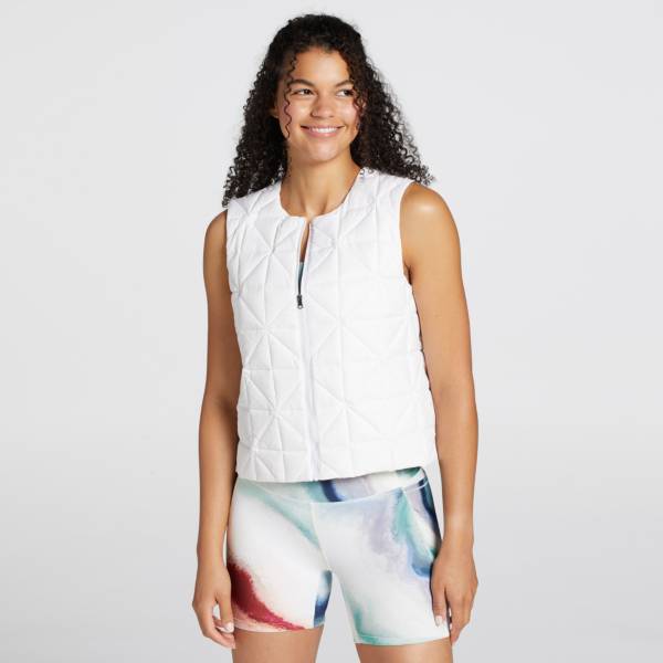 CALIA Women's Quilted Cropped Golf Vest product image