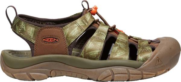 KEEN Men's Newport Retro Smokey Bear Sandals | Dick's Sporting Goods