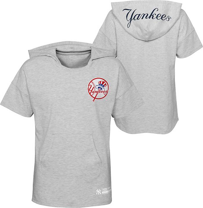MLB Girls' New York Yankees Gray Clubhouse Short Sleeve Hoodie