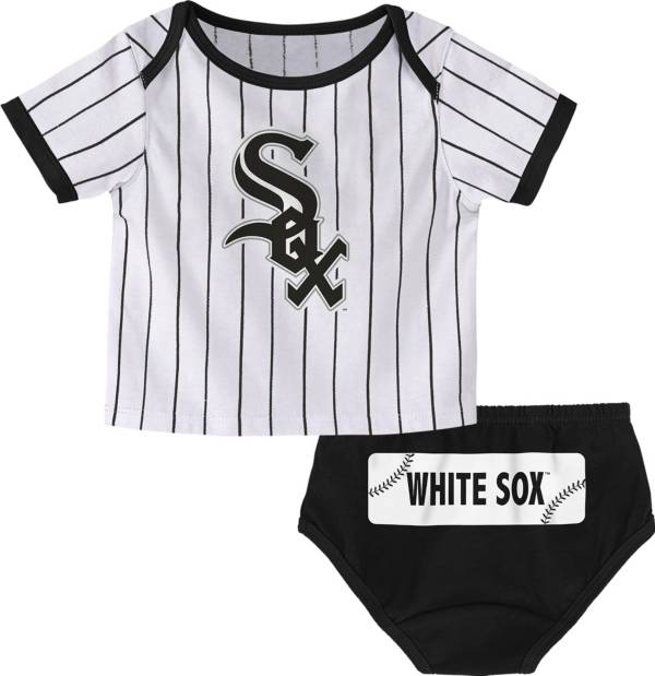MLB Infant Chicago White Sox 2-Piece T-Shirt & Diaper Cover Set