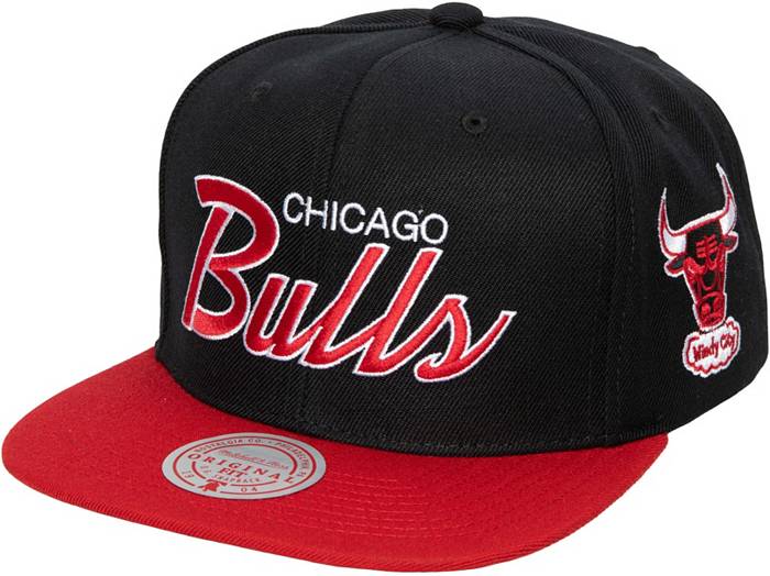 Mitchell & Ness Men's Chicago Bulls Two Tone Hardwood Classic Snapback Hat