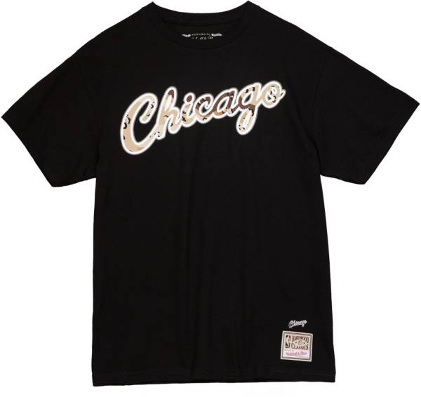 Mitchell & Ness Men's Chicago Bulls Camo Reflective T-Shirt product image