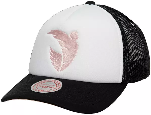 Mitchell & Ness Angel City FC Classic Trucker Hat, Men's, White
