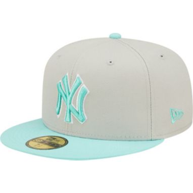 sorry, New Era Men's New York Yankees 59Fifty Fitted Hat is currently out of stock
