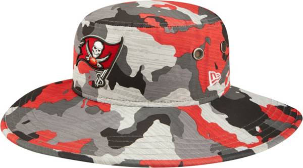 New Era Men's Tampa Bay Buccaneers Training Camp 2022 Sideline Panama Camouflage Bucket Hat product image