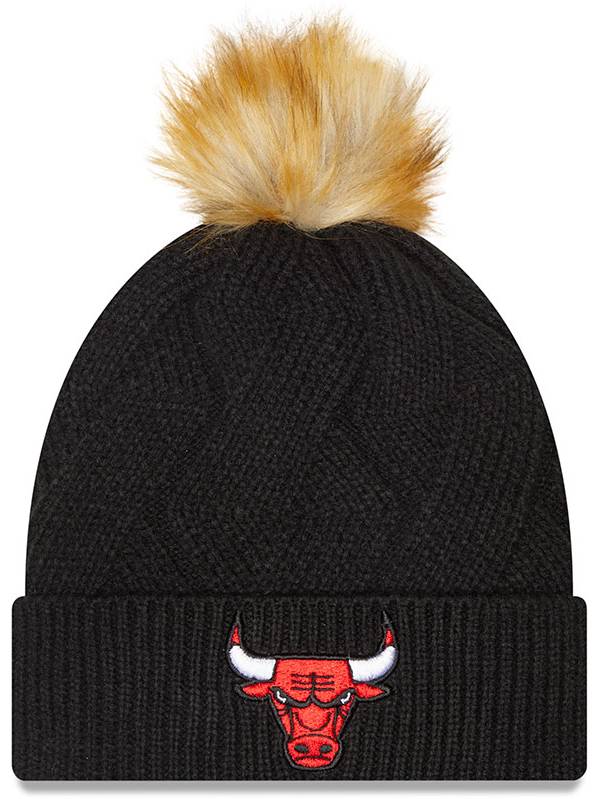 New Era Women's Chicago Bulls Snowy Knit Hat product image