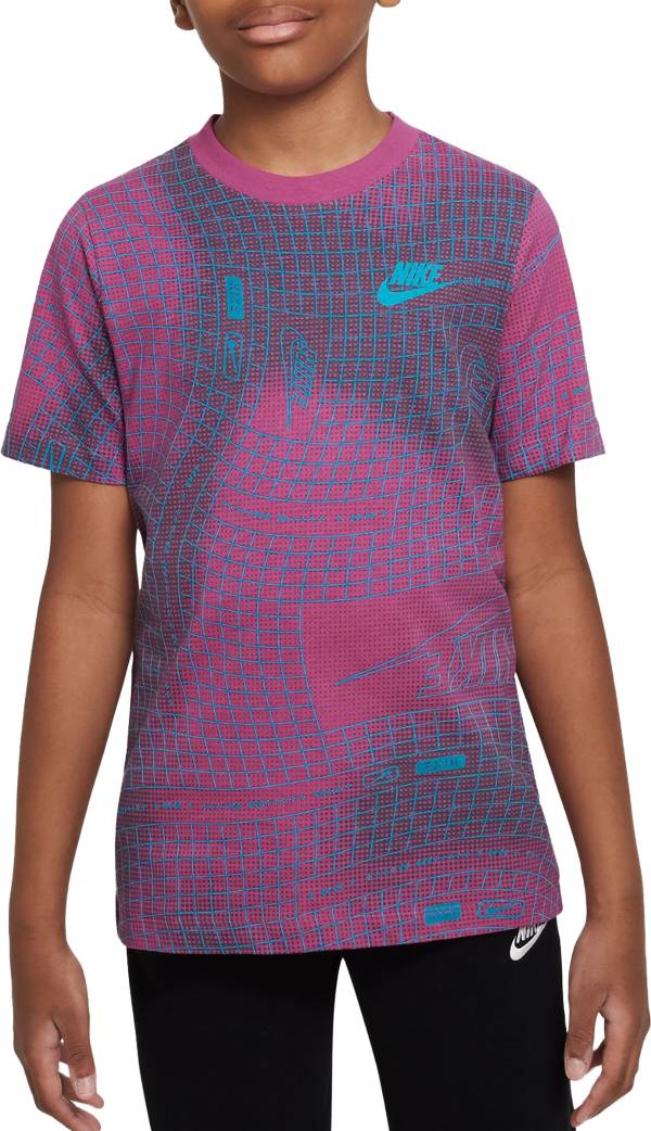 Nike Boys' Club T-Shirt product image