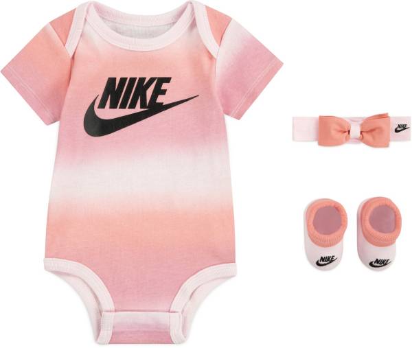 Nike Infant Girls' Ombre Stripe 3-Piece Box Set product image