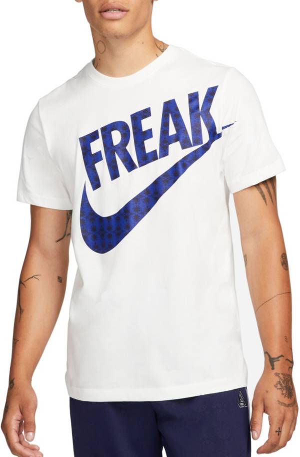 Nike Dri-FIT Men's Basketball T-Shirt.