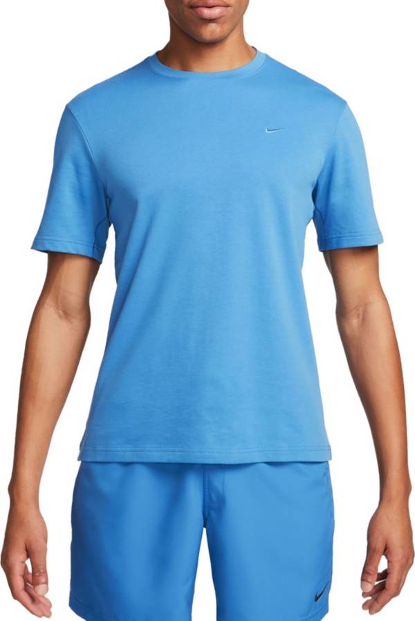 Nike short t shirt hot sale