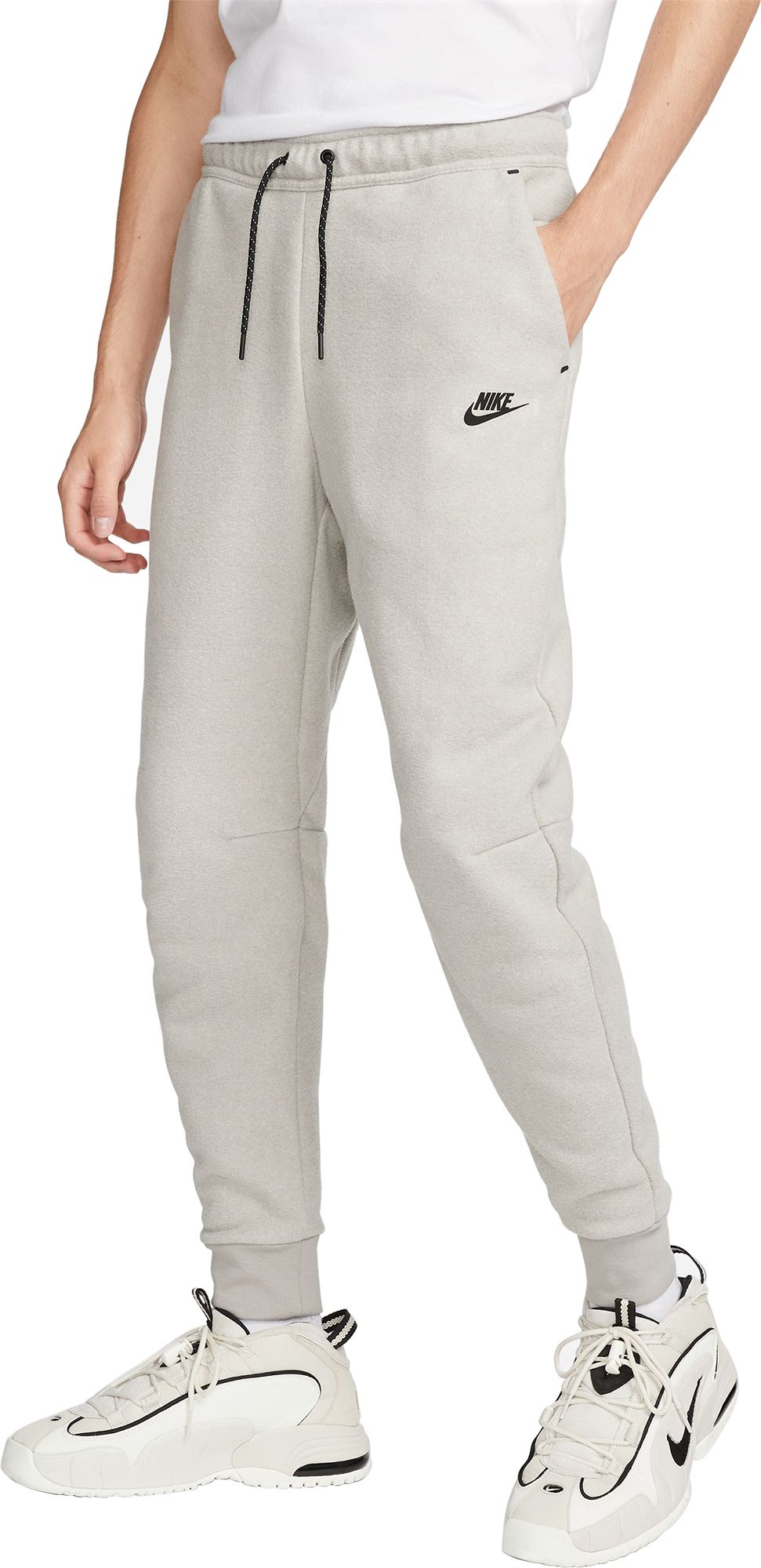 nike premium essentials winterized sweatpants in black