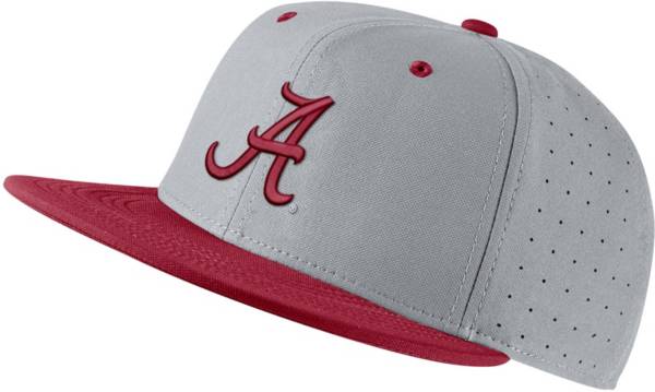 Nike Men's Alabama Crimson Tide Grey Aero True Baseball Fitted Hat product image