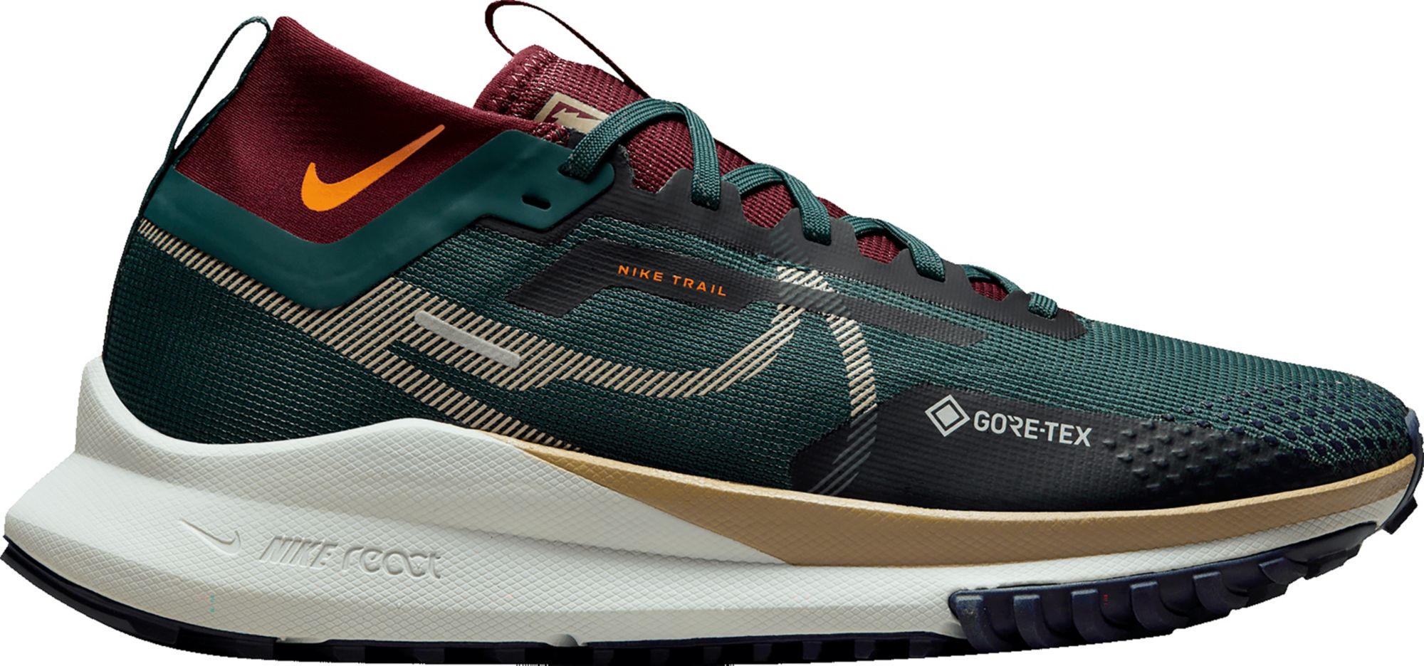 nike pegasus trail goretex