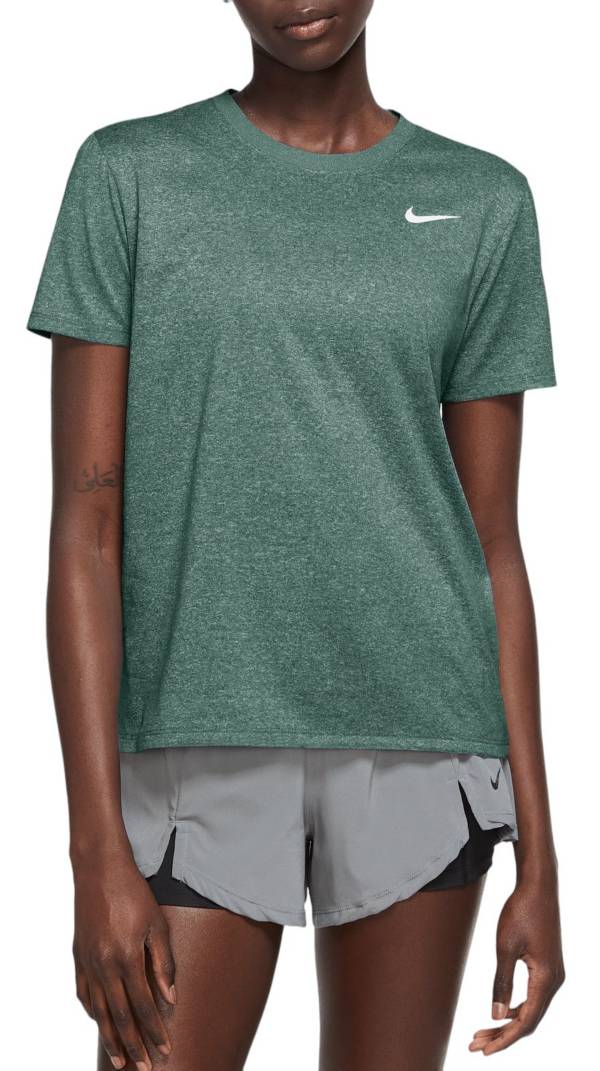 Nike Women's Legend 2.0 Tight Dri-fit Cotton Capri : Nike: :  Clothing, Shoes & Accessories