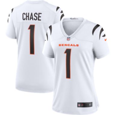 sorry, Nike Women's Cincinnati Bengals Ja'Marr Chase #1 White Game Jersey is currently out of stock