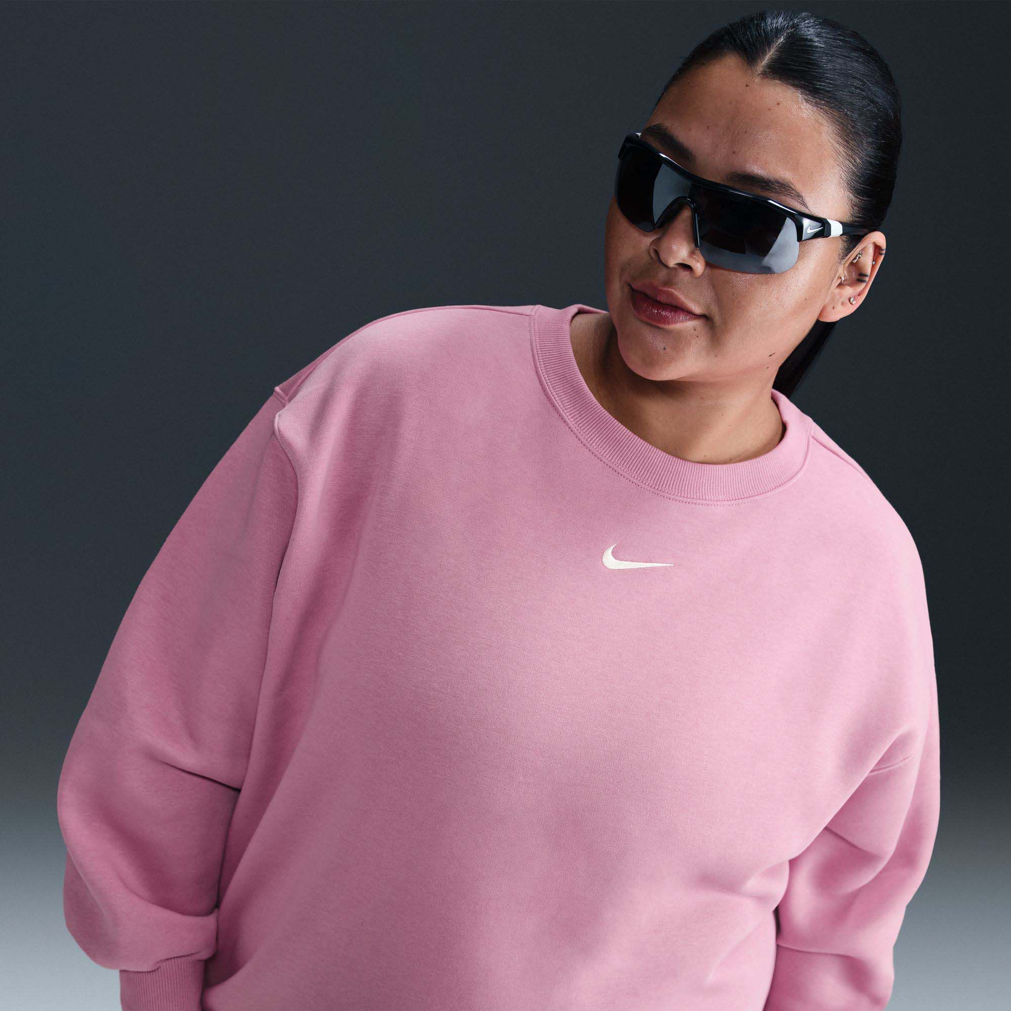 Nike Women's Sportswear Phoenix Fleece Oversized Crewneck