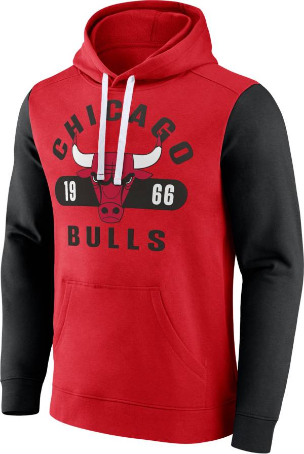 NBA Men's Chicago Bulls Red Pullover Hoodie product image