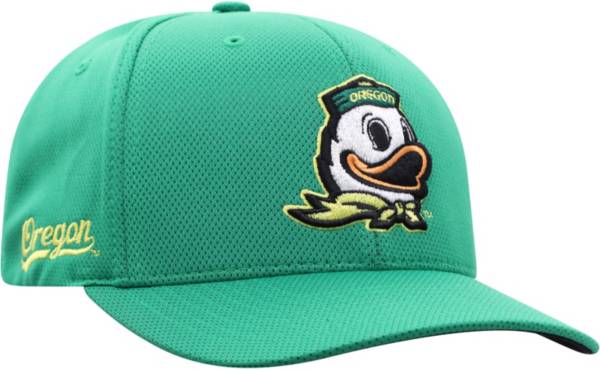 Oregon ducks fitted store hat