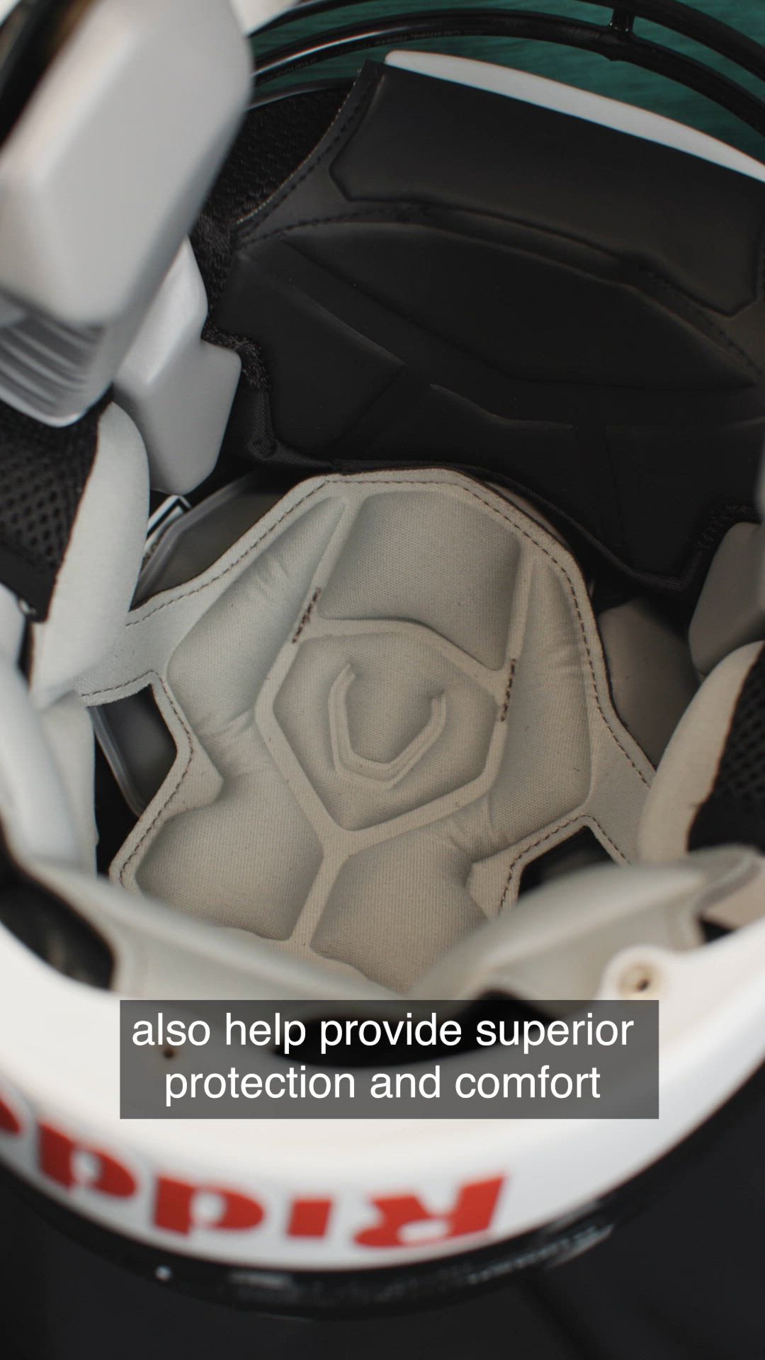 Under Armour Youth Spotlight Chinstrap product