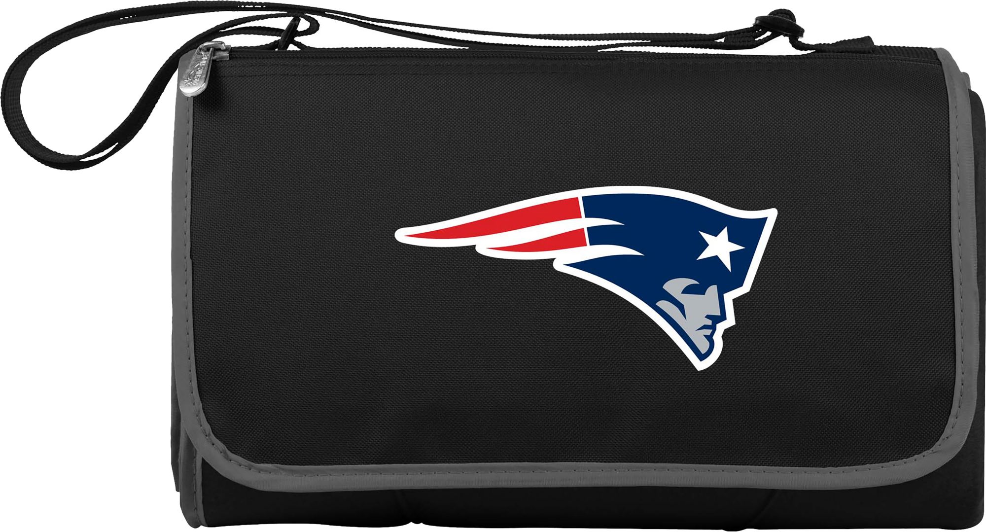 Picnic Time New England Patriots Outdoor Picnic Blanket Tote product image