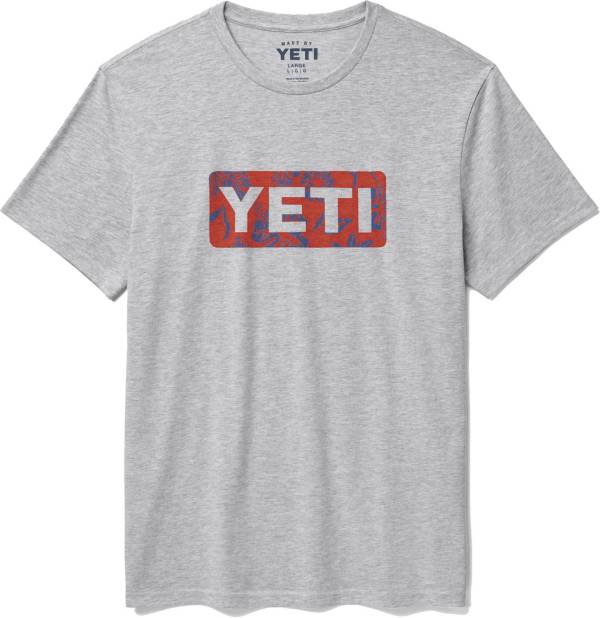 YETI Men's Star Badge Short Sleeve T-Shirt