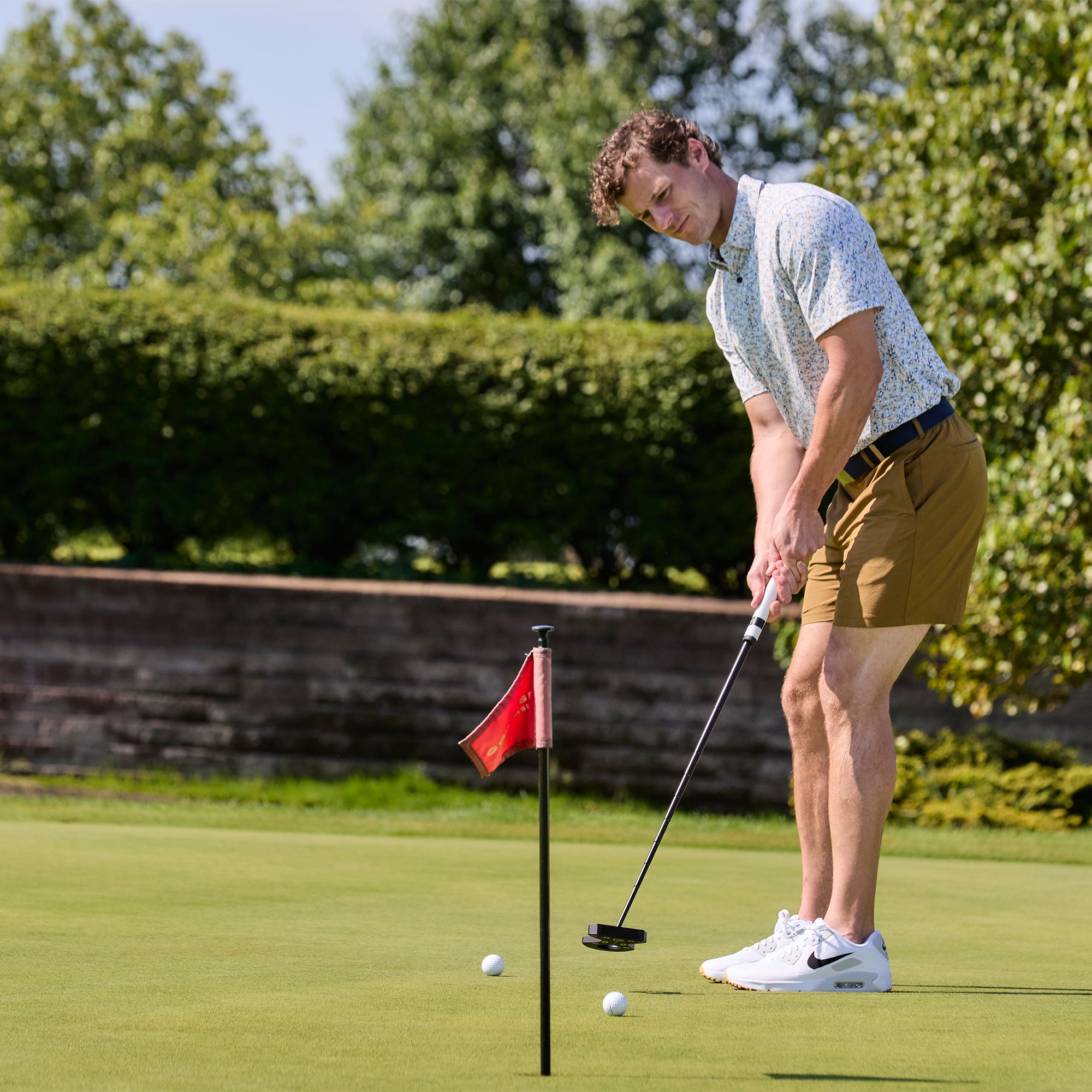 VRST Men's Easy Waist Golf Shorts product image