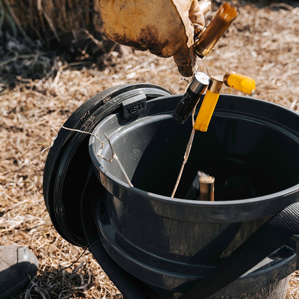 YETI LoadOut Bucket Swivel Seat product image