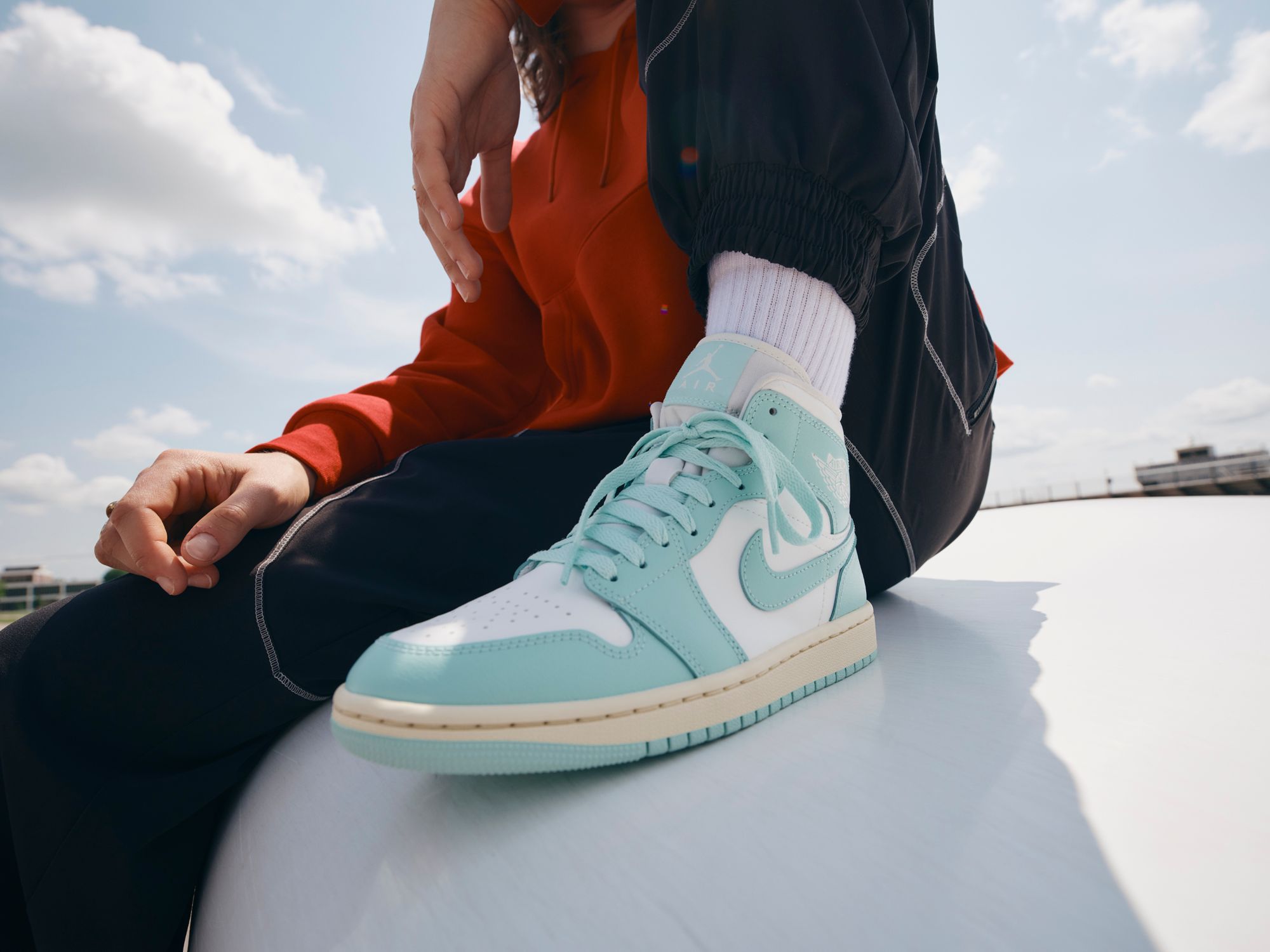 Jordan Women's Sport Tunnel Pants product image