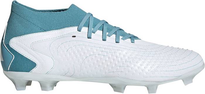 Training & Free Kicks in Adidas Predator Accuracy.1