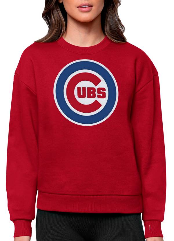 Antigua Women's Chicago Cubs Red Victory Crew Pullover