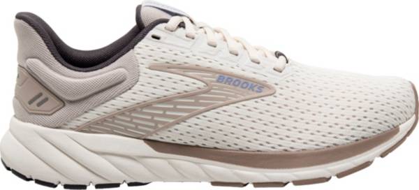 Last year's on sale brooks running shoes