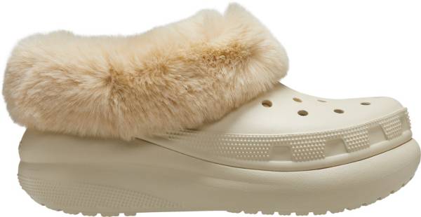 Luxe lined online crocs