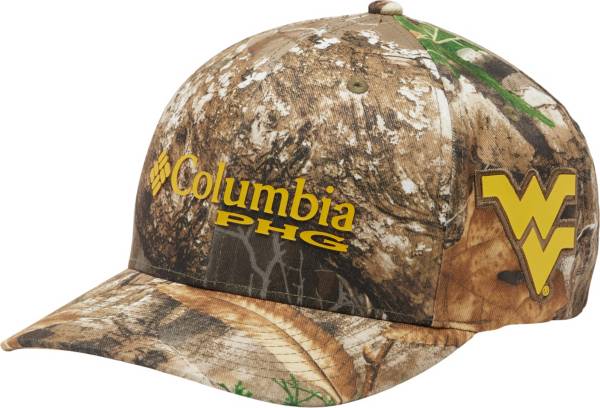 Columbia Men's West Virginia Mountaineers Camo Real Tree Flex Fitted Hat, Small/Medium, Green