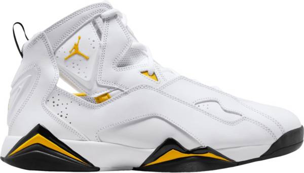 Men's jordan true flight best sale basketball shoes