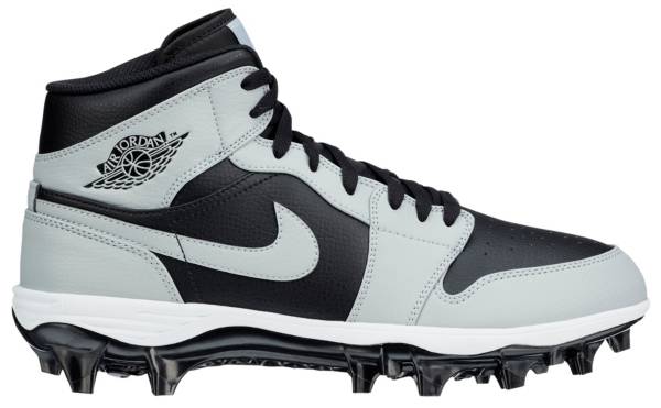 Nike football 2024 cleats dickssportinggoods