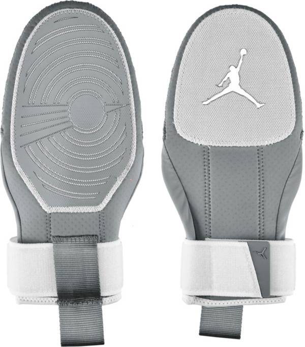 Jordan fly deals white