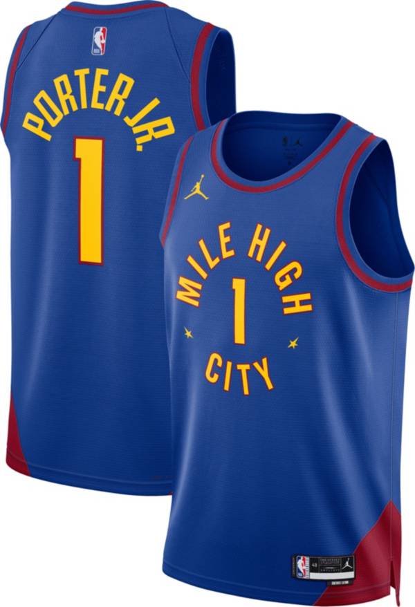 Nike Youth Denver Nuggets Nikola Jokic #15 White Swingman Jersey, Boys', Large