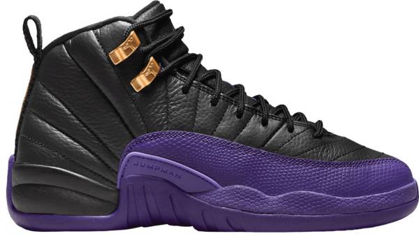 Purple jordan store basketball shoes