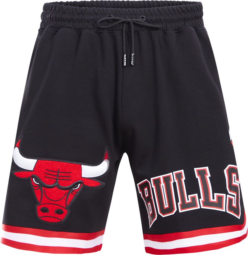 Pro Standard Men's Chicago Bulls Black Chenille Shorts product image
