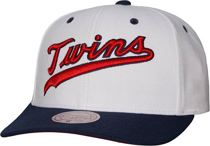 Mitchell & Ness Minnesota Twins White Coop Evergreen Snapback Hat