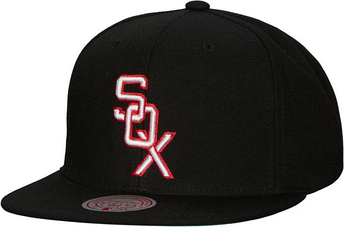 Mitchell & Ness Chicago White Sox Black Coop Evergreen Snapback Hat
