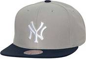 Cooperstown Collection Mitchell & Ness NY Yankees Bandana