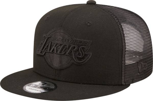 Ervaren persoon Surichinmoi Rondlopen New Era Los Angeles Lakers Black 9Fifty Trucker Hat | Dick's Sporting Goods