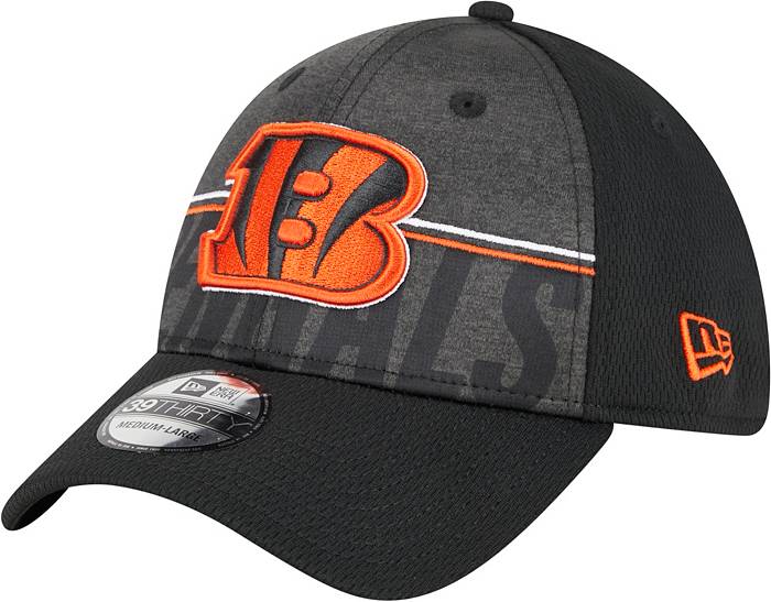 New Era Men's Cincinnati Bengals Training Camp Black 39Thirty Stretch Fit  Hat